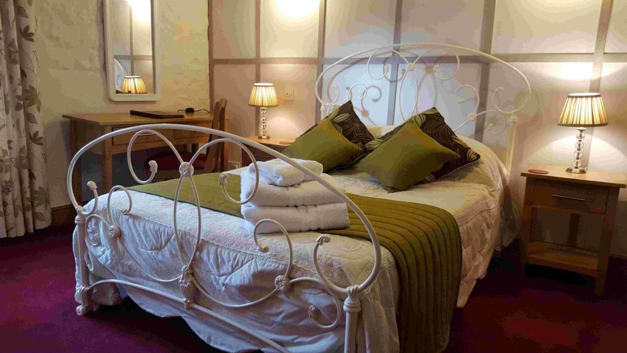 Hotel The Walnut Tree Yeovil Exterior foto